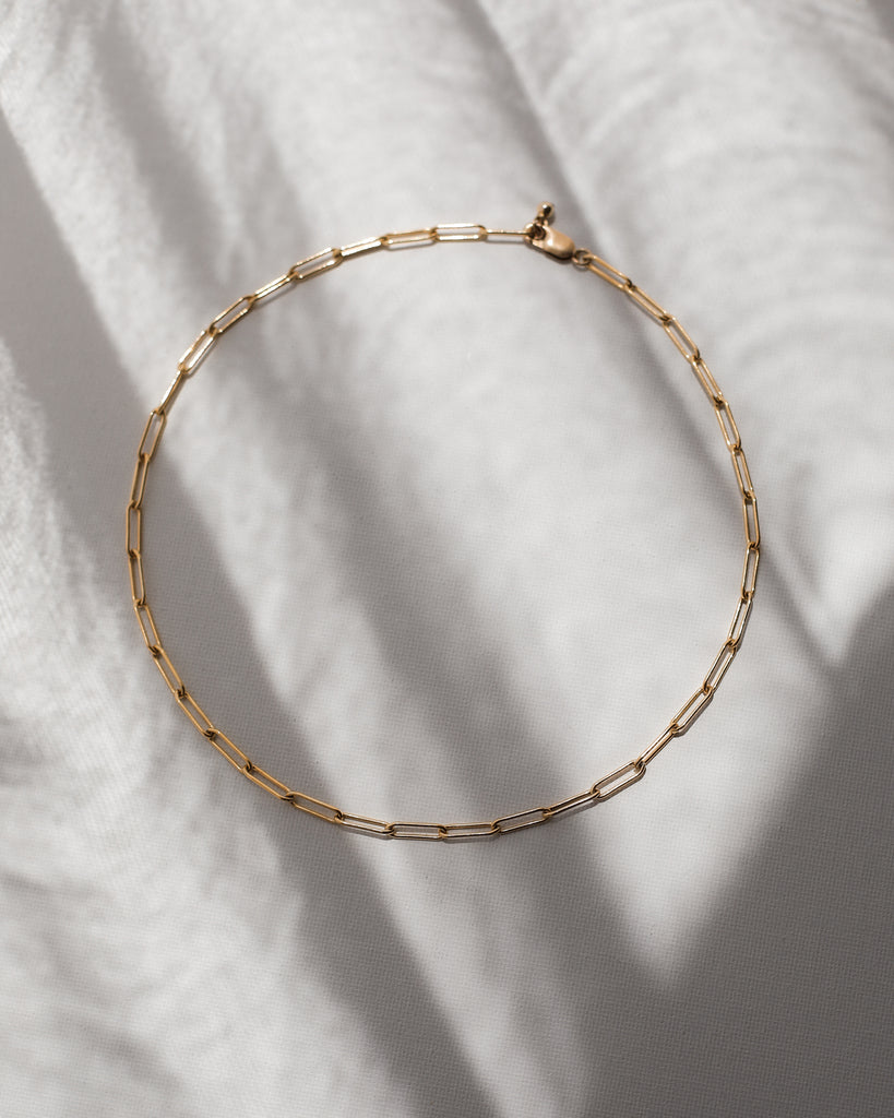 MODERN NECKLACE