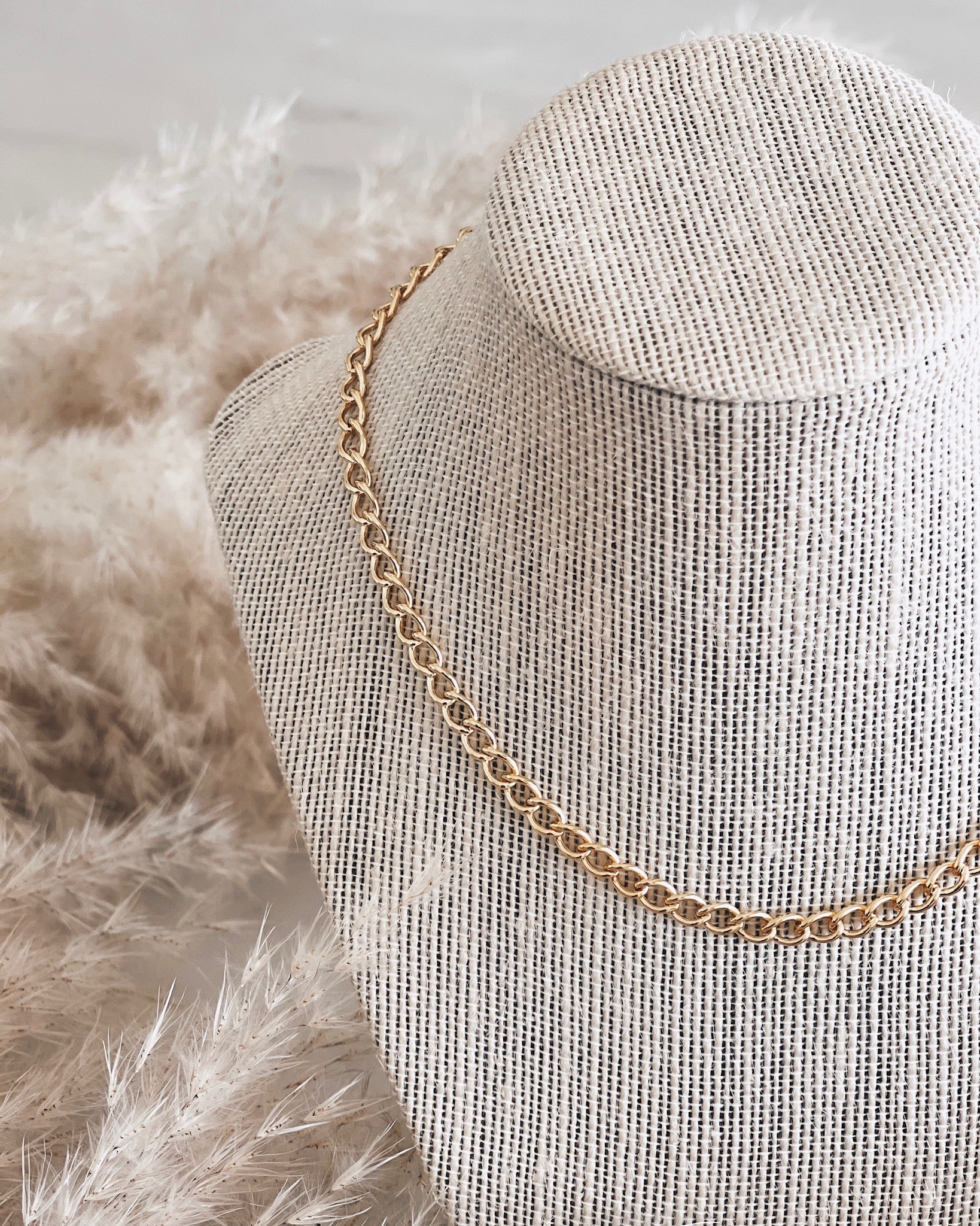 Curbed Chain Stylin by Aylin Collection - Curbed Chain Necklace– Stylin By Aylin